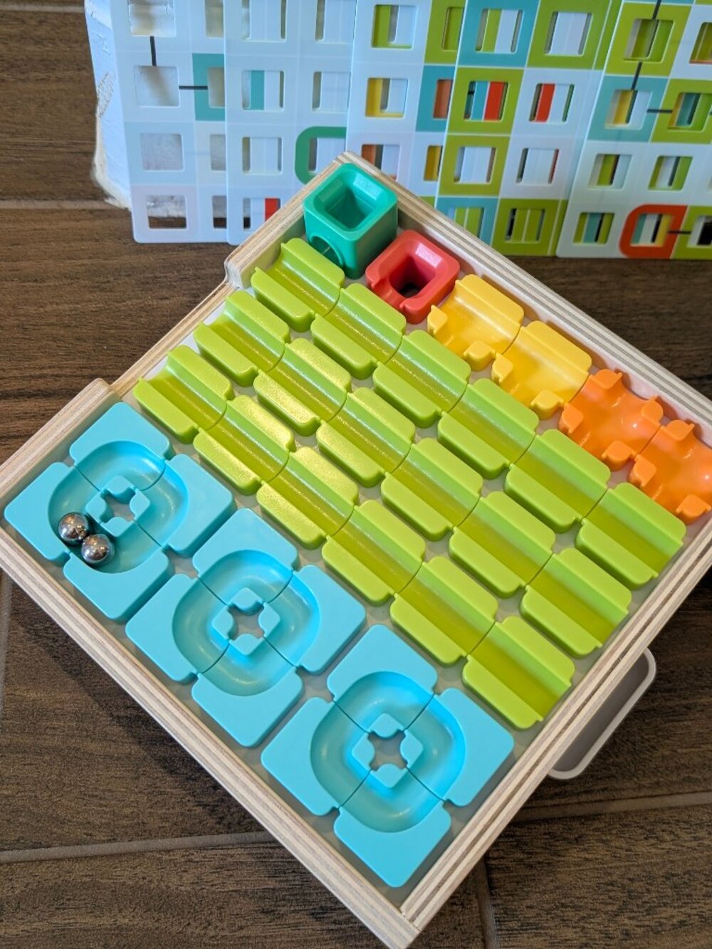 Lovevery Path Builder Marble Maze - Picture 5 of 9